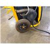Image 8 : DeWalt D55146 Portable Electric Air Compressor 225 PSI (Starts - See Video)