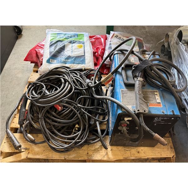 Miller 211 Auto-Set MIG Welder w/ Hoses, Builder's Bags, Radnor Transparent Welding Screens, etc