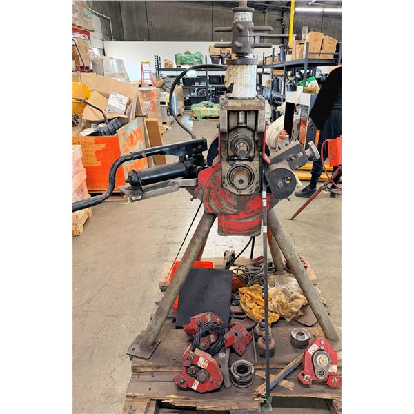 Victaulic VE-416FSD Roll Grooving Tool w/ Accessories