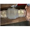 Image 11 : Qty 2 Backflow Preventer Assemblies w/ Copper Piping & Brass Shut-Off Valves