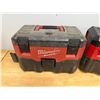 Image 4 : Qty 2 Milwaukee 0880-20 Wet/Dry Vacuums
