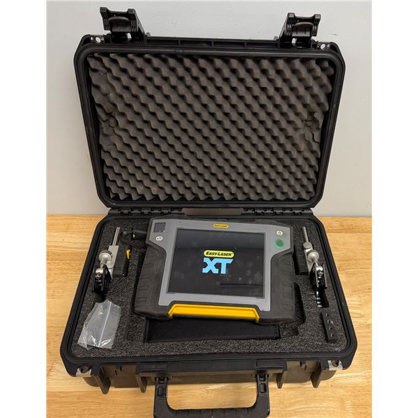 Easy Laser XT440 Shaft Alignment System in Hard Case