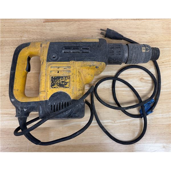 DeWalt D25553 Spline Corded Rotary Hammer (Cord Needs Repair)