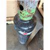 Image 4 : Qty 2 Cylinder Acetylene Tanks (Empty or Near Empty)