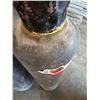 Image 7 : Qty 2 Cylinder Acetylene Tanks (Empty or Near Empty)