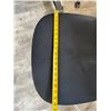 Image 11 : Qty 3 Rolling Office Chairs, Misc Sizes