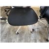 Image 5 : Qty 3 Rolling Office Chairs, Misc Sizes