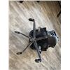 Image 8 : High-Back Mesh Rolling Office Chair 19" x 16" x 46"H