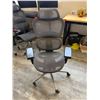 Image 2 : High-Back Mesh Rolling Office Chair 18" x 17" x 44"H