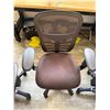 Image 4 : Qty 3 Rolling Office Chairs 18" x 16" x 34"H