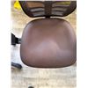 Image 7 : Qty 3 Rolling Office Chairs 18" x 16" x 34"H