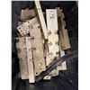 Image 2 : Bin Metal Perforated Plates & 2 Husky Floor Jacks