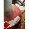 Image 6 : Qty 2 Cylinder Argon & Acetylene Tanks (Empty or Near Empty)