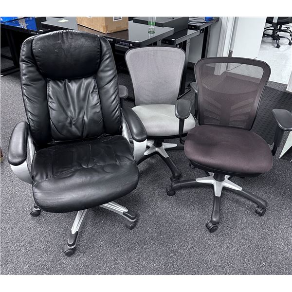 Qty 3 Rolling Office Chairs, Misc Sizes