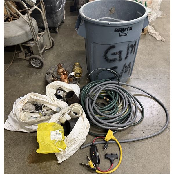 Rubbermaid Brute Waste Can w/ Misc Fittings & Hoses