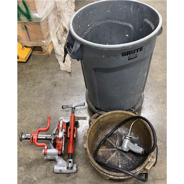 Rubbermaid Brute Waste Can w/ Ridgid Pipe Threader & Oiler