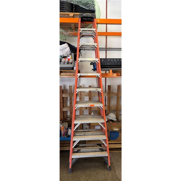 Qty 2 Werner Type 1A Ladders