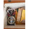 Image 2 : Elvis Presley Memorabilia Lot