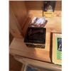 Image 16 : Elvis Presley Collector's Memorabilia Lot