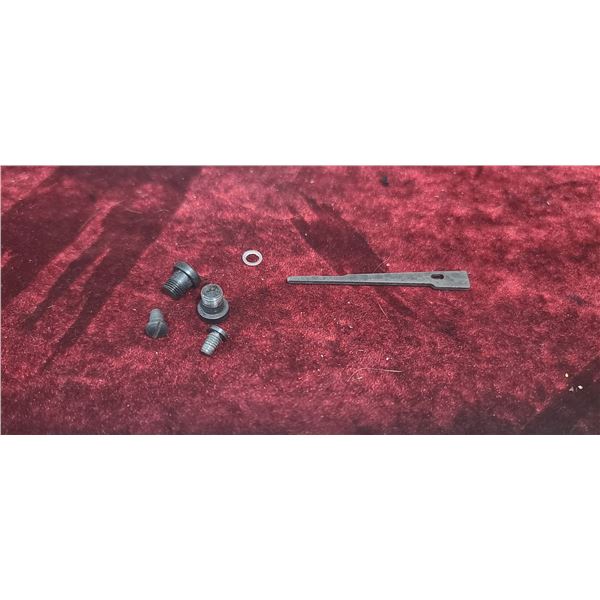 REMINGTON FIELDMASTER MODEL 572 SPACE 22 CAL  FIRING PIN , BARREL DOWL SCREW AND WASHER BARREL LOCK 