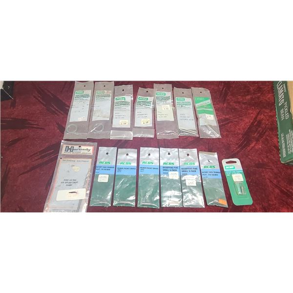 LOT OF RCBS RELOADING EQUIPMENT PLEASE SEE IMAGES