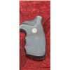 Image 4 : PATCHMAYR GRIPPER COMBAT STYLE GRIP SNGD FITS ALL SMITH AND WESSON REVOLVERS 1955