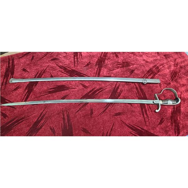 WORLD WAR ONE CAVALRY (NON COMMISSIONED OFFICER) OFFICER'S SABER. MANUFACTURED IN SOLINGEN GERMANY. 
