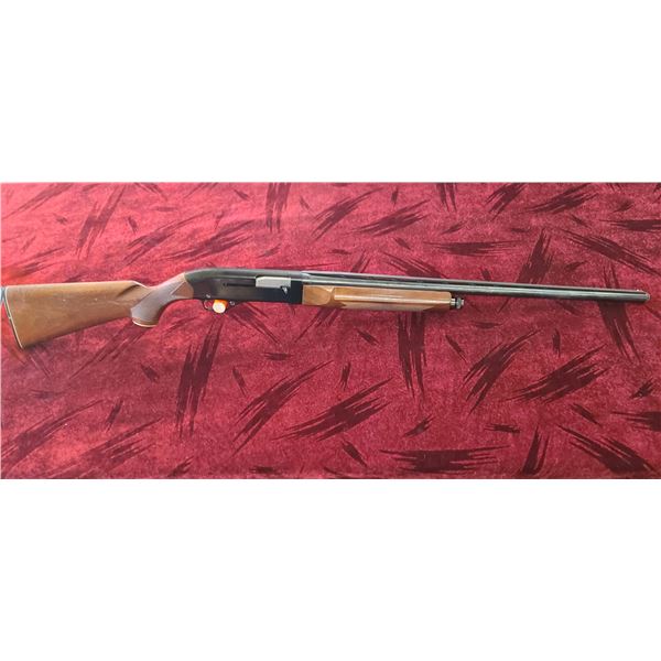 WINCHESTER MODEL 1500  XTR 12 GA 2 3/4 INCH  SEMI AUTO VENTED RIB SNX012565 28"  BARREL 5 SHOT TUBE