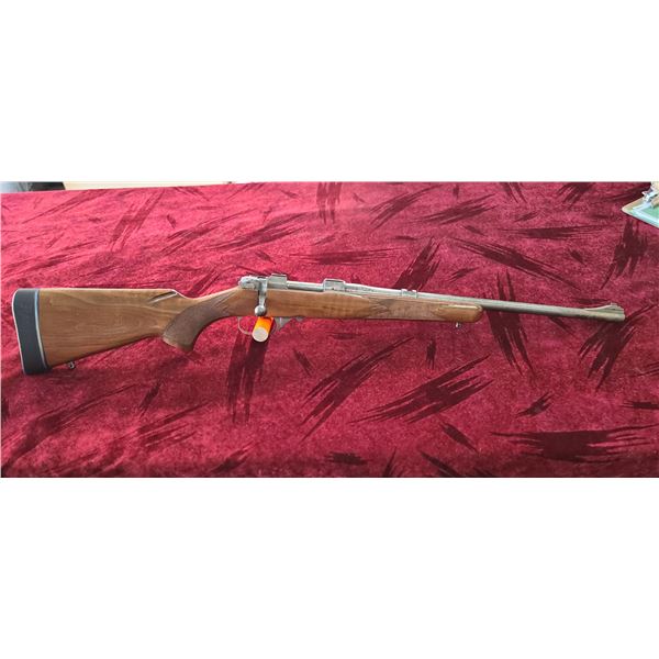 THIS CZ MODEL 527 M CARBINE 7.62 X 39 STEEL PARTS HAVE BEEN IN A FIRE. NEW STOCK - MISSING TRIGGER A