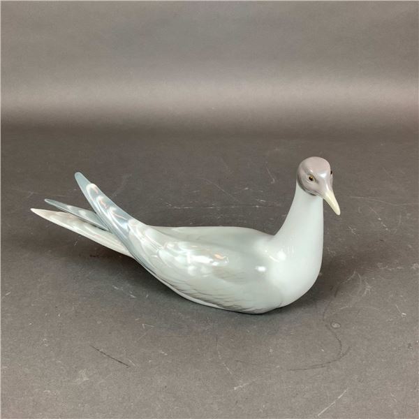 Lladro Porcelain Figurine, Tern 01001051