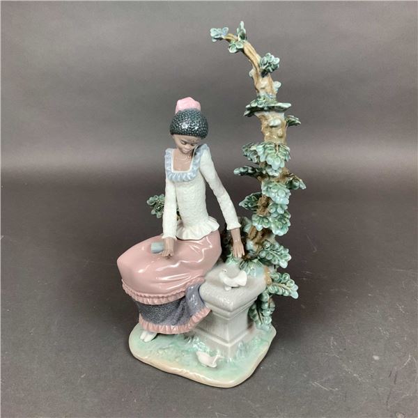 Lladro Porcelain Figurine, Harmony 01005159