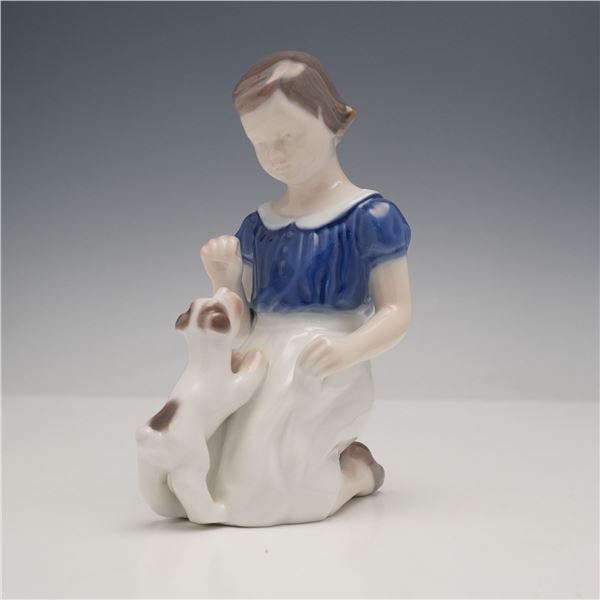 Bing & Grondahl Figurine, Girl With Puppy 2316
