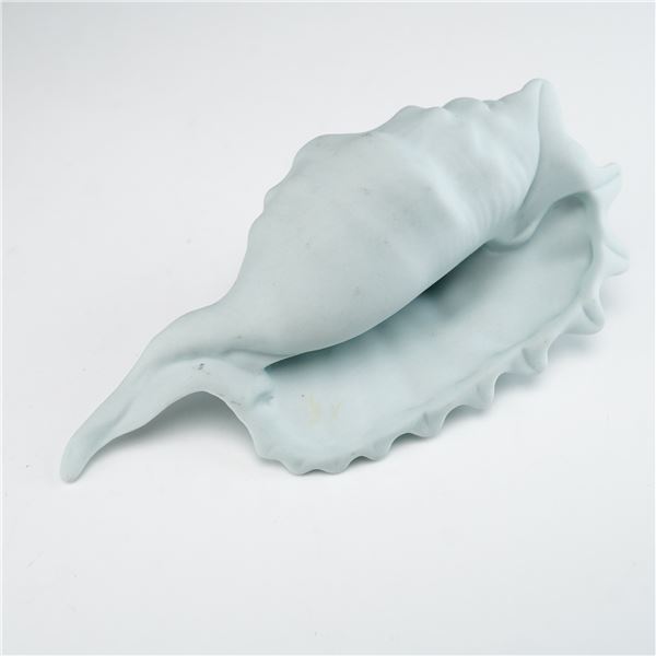 Wedgwood Nautilus Collection Pale Blue Jasperware Conch Shell Chopstick Rest