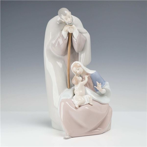 Lladro Glazed Porcelain Figurine, Blessed Family 01001499