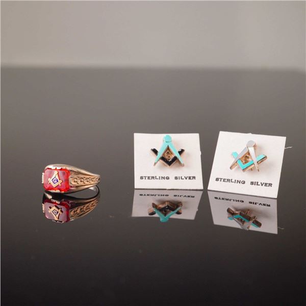Trio of Masonic Fraternal Jewelry Pieces Including One Ring and Two Pins