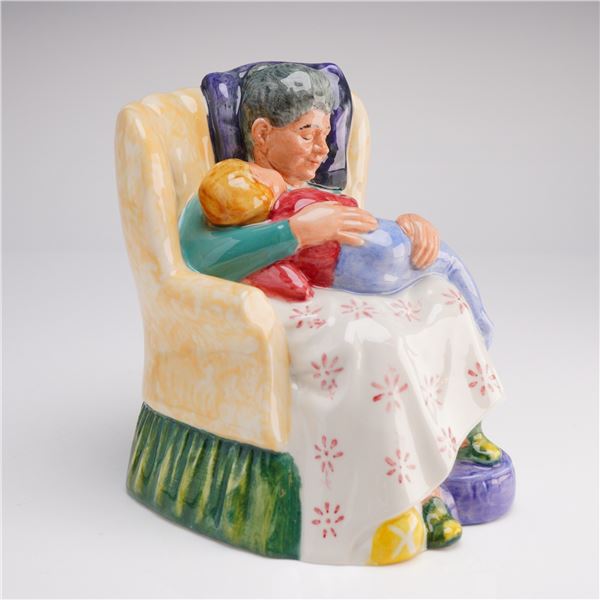 Royal Doulton Figurine Sweet Dreams HN2380