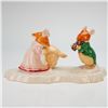 Image 1 : Royal Doulton Brambly Hedge Figurine, The Ice Ball DBH30