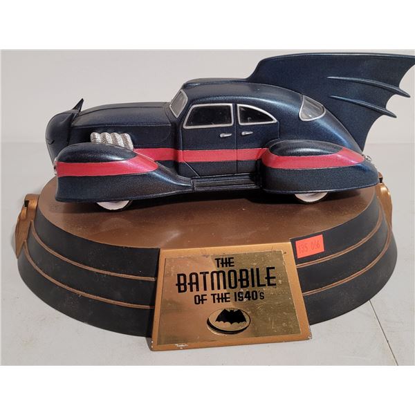 2004 DC Direct Batmobile Maquette: 1940