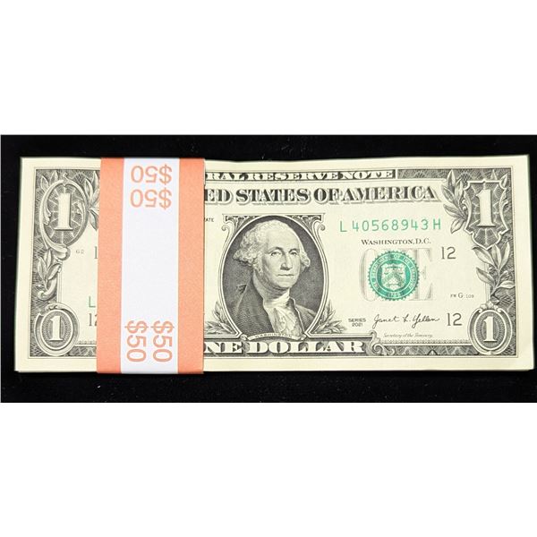 Uncirculated $50 Strap of United States $1 Banknotes