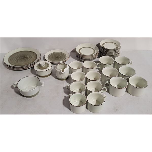 Figgjo Norway Dish set