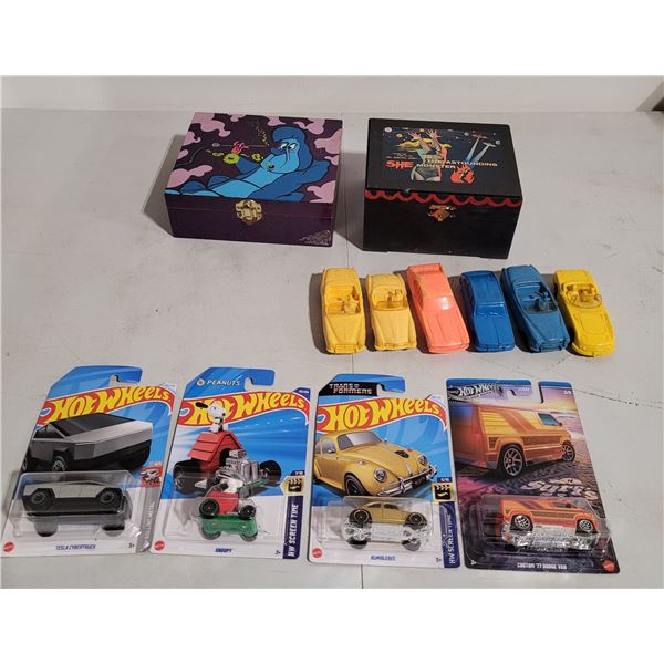 Lot of Sealed Hot Wheels, VTG Plastic Cars, & Trinket Boxes