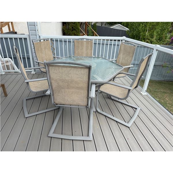 Outdoor Patio Dining Set with 6 Chairs and Umbrella