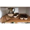 Image 2 : Glass Pitcher and Tumblers Set with Wicker