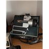 Image 2 : Vintage Cameras and Radio