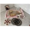 Image 1 : Decorative Vanity Set with Porcelain Dishes