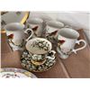 Image 5 : Porcelain Tableware