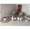 Image 1 : Alfred Meakin Golden Mae Dinnerware Set