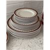 Image 7 : Alfred Meakin Golden Mae Dinnerware Set