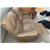 Image 4 : Very Comfy Leather Reclining Sofa
