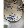 Image 7 : Ceramics, Glassware, and Placemats